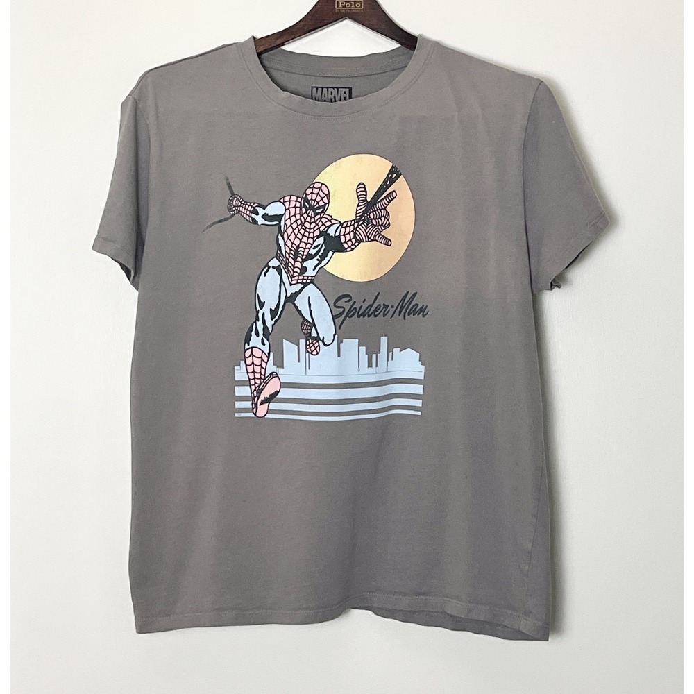 Marvel Spiderman Graphic T-Shirt Women's Large Gray Animation Superhero Comics